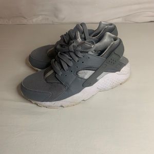 Kids Nike huarache run